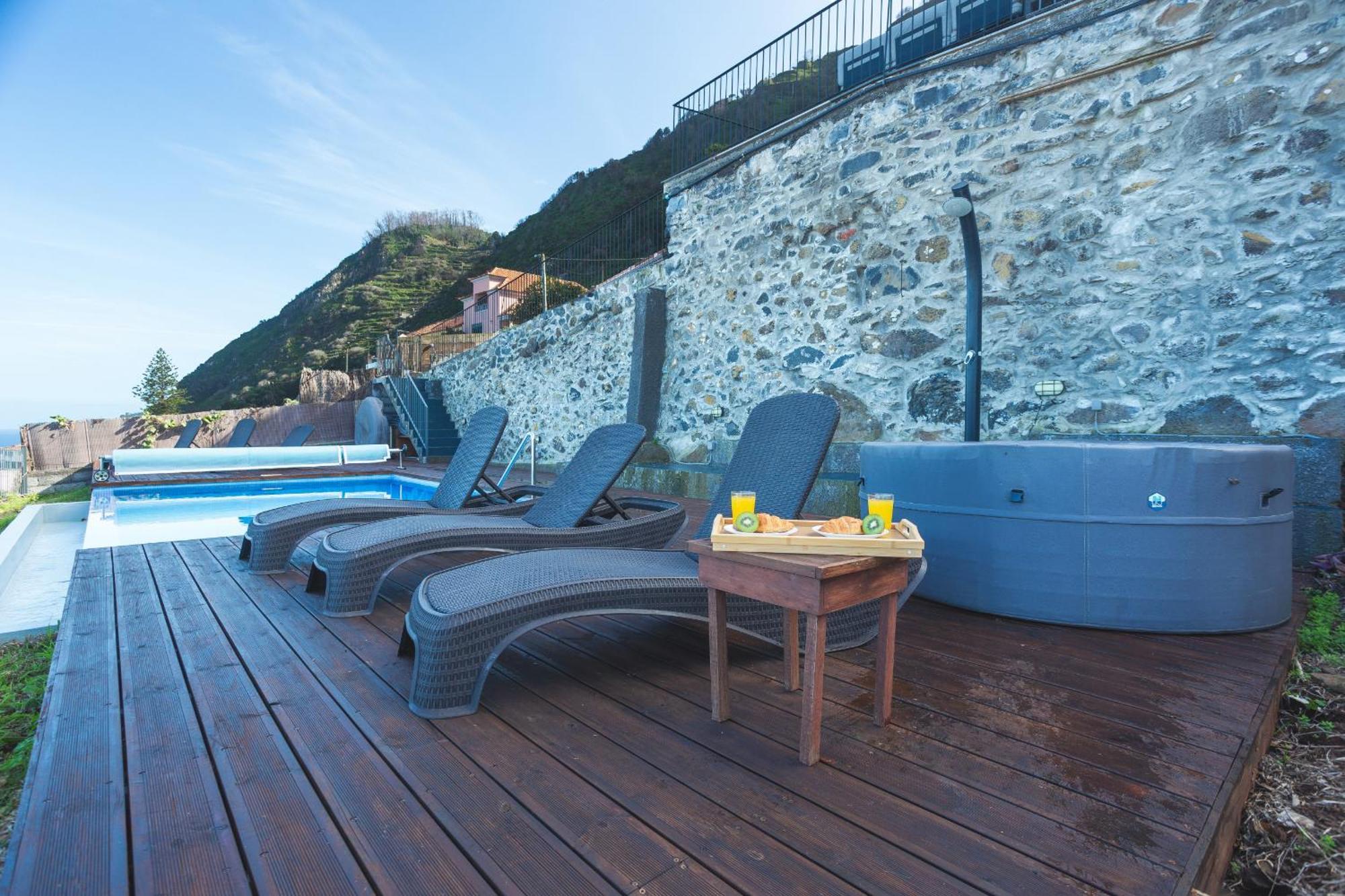 Casa Das Escaleiras By Atlantic Holiday ポルト・モニス エクステリア 写真